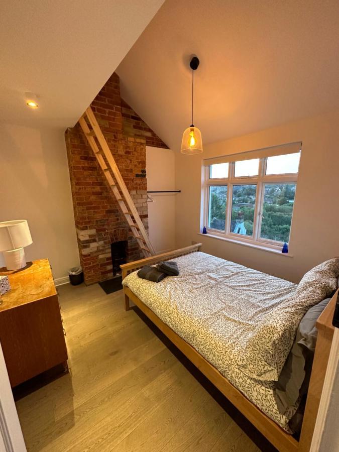 Stylish Unique 3 Bedroom House 哈斯丁 外观 照片